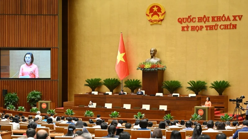 Quốc hội nghe Tờ trình về việc rút ngắn nhiệm kỳ Quốc hội khoá XV và Hội đồng nhân dân các cấp nhiệm kỳ 2021-2026; Tờ trình về ngày bầu cử toàn quốc đối với bầu cử đại biểu Quốc hội khoá XVI và đại biểu Hội đồng nhân dân các cấp nhiệm kỳ 2026-2031. (Ảnh: THUỶ NGUYÊN)