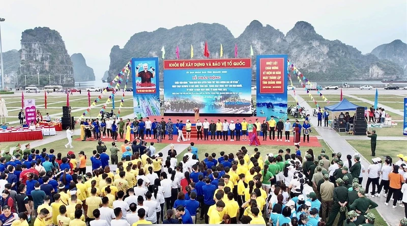 Lễ phát động Ngày chạy Olympic vì sức khoẻ toàn dân.