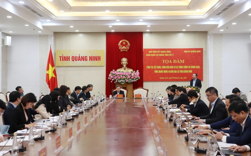 Quang cảnh buổi tọa đàm.