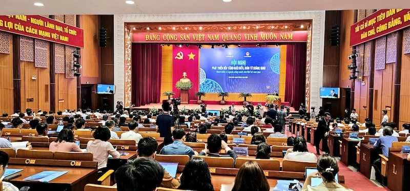 Quang cảnh hội nghị Phát triển bền vững nuôi biển-Nhìn từ Quảng Ninh.