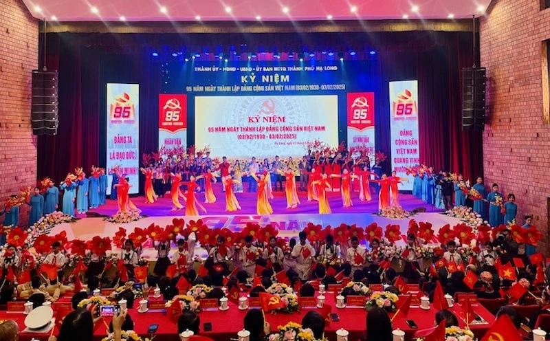 Quang cảnh Lễ kỷ niệm 95 năm Ngày thành lập Đảng Cộng sản Việt Nam (3/2/1930-3/2/2025).