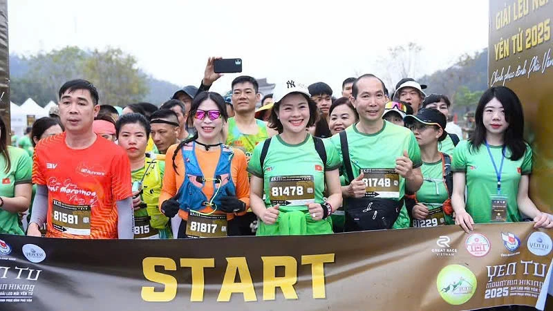 Các vận động viên xuất phát ở cự ly 8km.