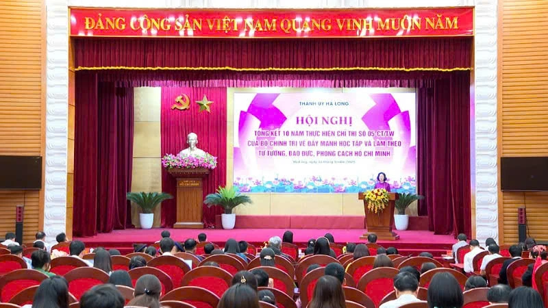 Quang cảnh Hội nghị.