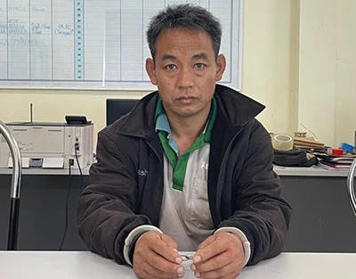 Đối tượng Sồng A Khai tại cơ quan công an.