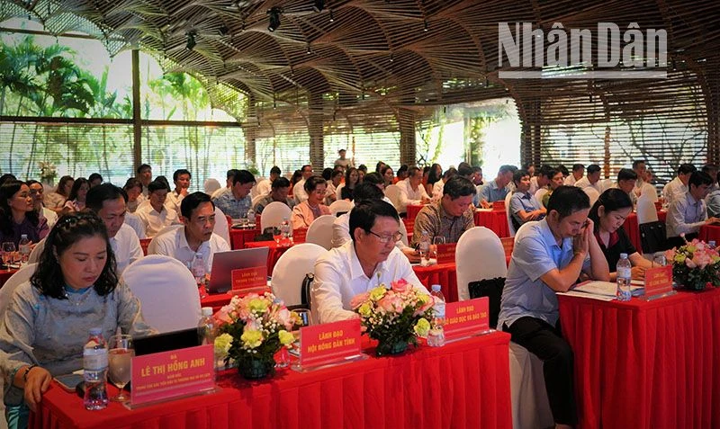 Các đại biểu tham dự hội nghị công bố kết quả Chỉ số năng lực cạnh tranh cấp sở, ngành và cấp huyện, thị xã, thành phố của tỉnh Sơn La năm 2024.