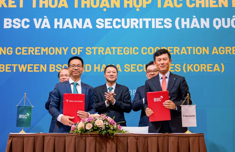 Lễ ký kết thỏa thuận hợp tác giữa BSC và HSC.