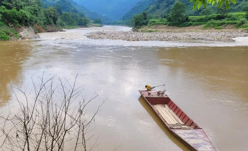Nơi xảy ra vụ lật chiếc thuyền chở 5 người ở thôn Cốc Rế, xã Bản Mế, huyện Si Ma Cai (Lào Cai).