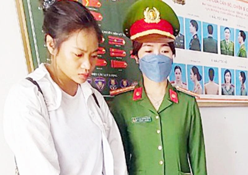 Công an bắt tạm giam đối tượng Trần Thị Nhơn.