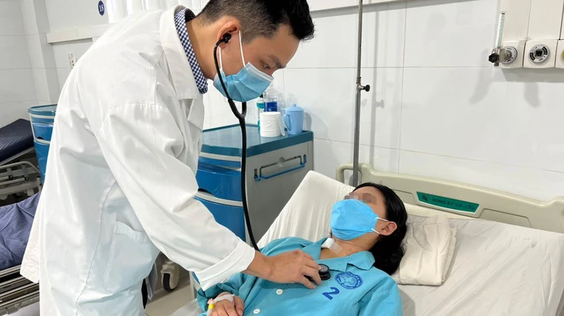 Cả 2 bệnh nhi đã hồi phục sức khỏe sau phẫu thuật.