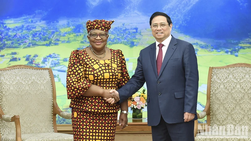 Thủ tướng Phạm Minh Chính tiếp bà Ngozi Okonjo-Iweala, Tổng Giám đốc WTO.