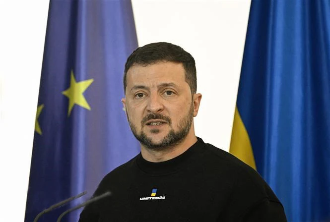 Tổng thống Ukraine Volodymyr Zelensky trong cuộc họp báo ở Berlin, Đức ngày 14/5/2023. (Ảnh: AFP/TTXVN)