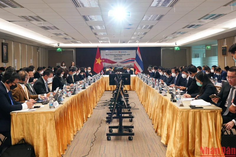 Toàn cảnh Diễn đàn Năng lượng Việt Nam-Thái Lan lần thứ 2. 