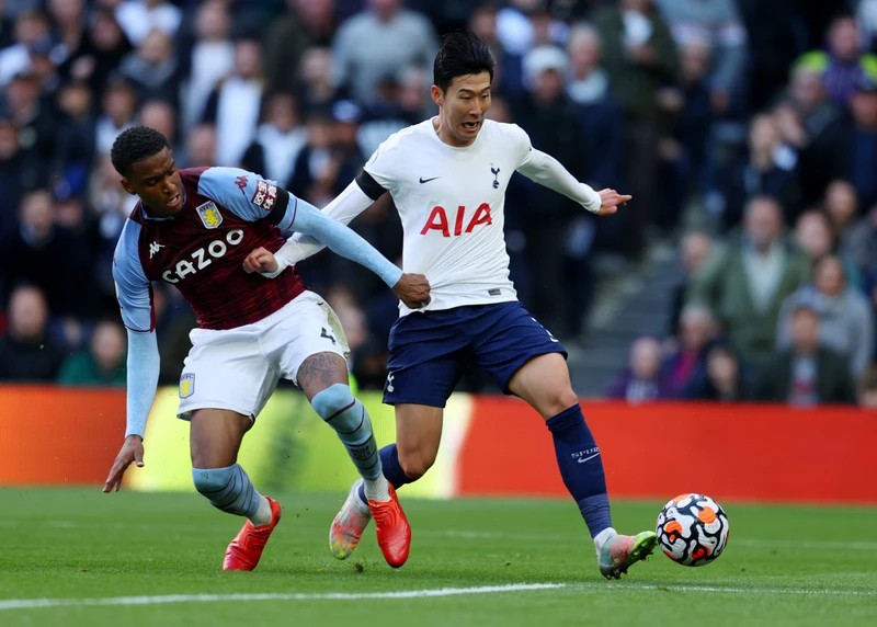 Aston Villa từng chiến thắng Tottenham ngay ở London. (Ảnh: Ninety Minutes Online)