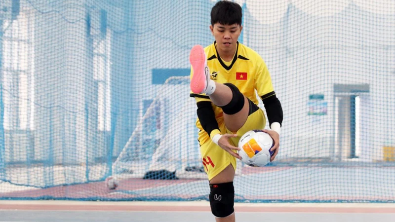Các thành viên đội tuyển futsal Việt Nam chuẩn bị cho Vòng chung kết futsal nữ châu Á 2025 từ ngày 7/5. (Ảnh: VFF)