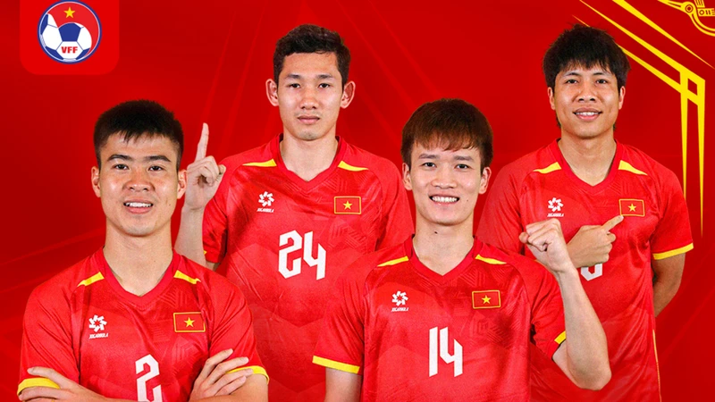 Bốn tuyển thủ Việt Nam góp mặt trong đội hình Các ngôi sao Đông Nam Á đấu Manchester United. (Ảnh: VFF)