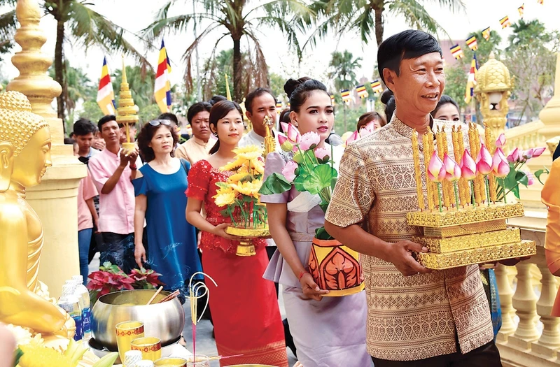 Lễ Nhập Hạ: Tìm Hiểu Nghi Thức và Văn Khấn Truyền Thống