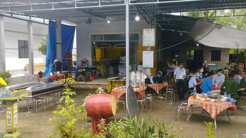 Cơ quan công an và ngành chức năng điều tra nguyên nhân vụ việc.