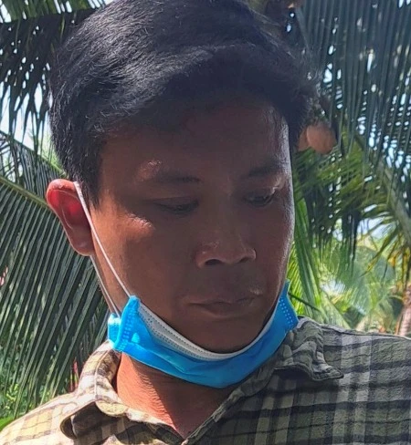 Võ Văn Phúc lúc bị lực lượng công an phát hiện và mời làm việc.