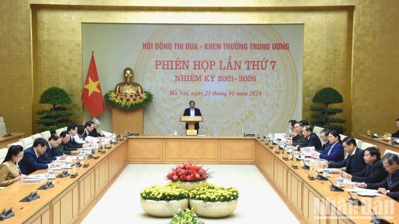 Quang cảnh phiên họp.