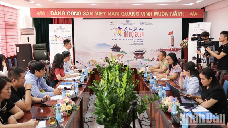 Toàn cảnh hội nghị cung cấp thông tin báo chí.
