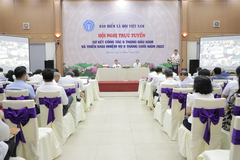 Toàn cảnh hội nghị.