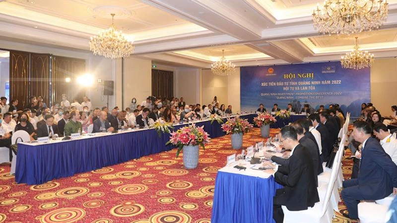Quang cảnh hội nghị xúc tiến đầu tư “Quảng Ninh - Hội tụ và lan tỏa”.