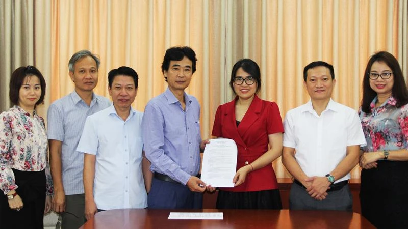 Lễ ký kết thỏa thuận phối hợp triển khai thực hiện công tác phòng, chống ma túy trong trường học giữa đại diện Bộ Giáo dục và Đào tạo với Viện PSD.
