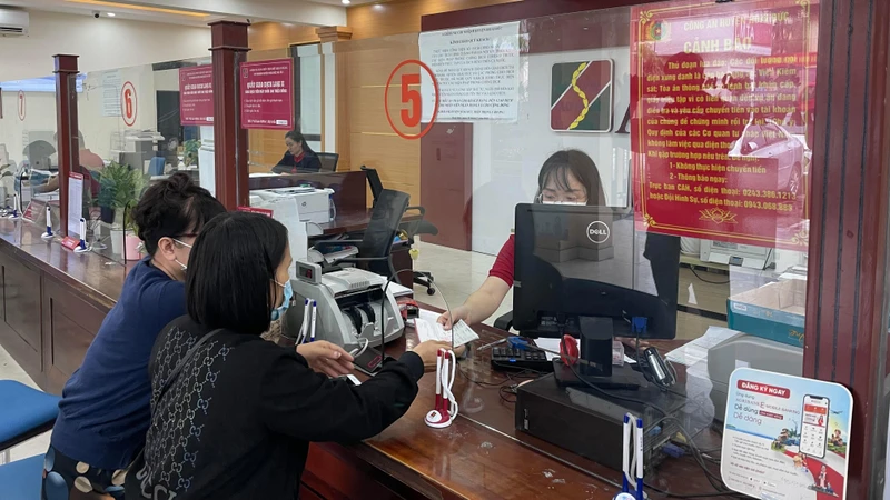 Ước tính trong năm 2022, Agribank tiết giảm khoảng 2.000 tỷ đồng để hỗ trợ giảm lãi suất cho 2,2 triệu khách hàng.