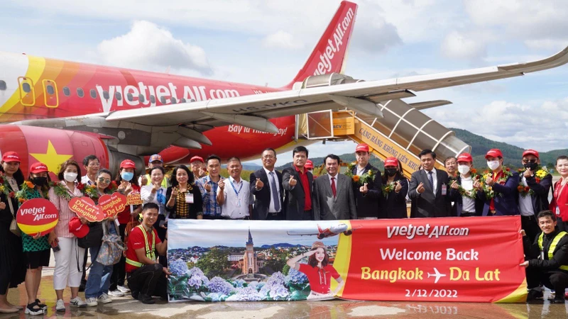 Vietjet là thành viên chính thức của Hiệp hội Vận tải Hàng không Quốc tế (IATA) và sở hữu chứng nhận An toàn Khai thác IOSA.