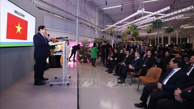Thủ tướng Phạm Minh Chính phát biểu tại Trung tâm Nhà vườn thế giới-World Horti Center. (Ảnh: Dương Giang/TTXVN) 