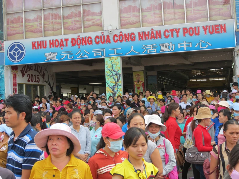 Công nhân lao động làm việc tại Công ty TNHH PouYuen Việt Nam, Thành phố Hồ Chí Minh.
