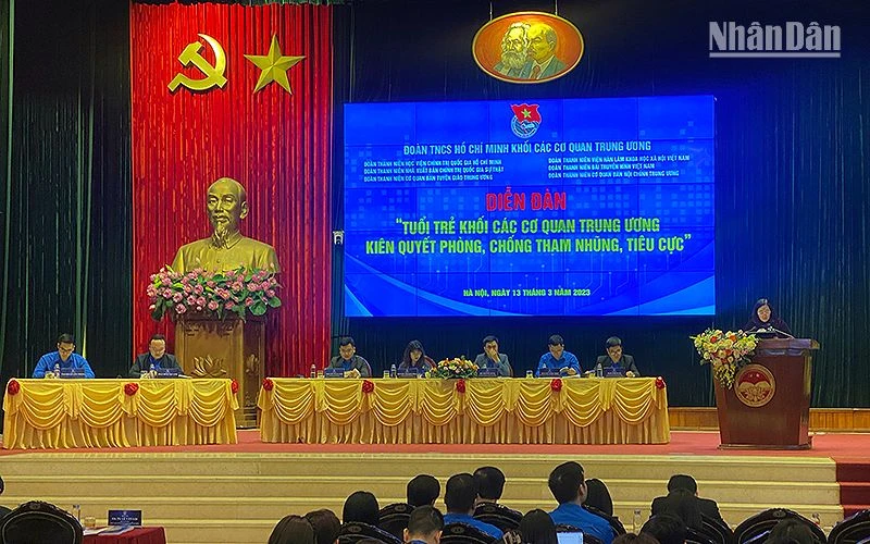 Toàn cảnh Diễn đàn.