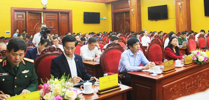 Các đại biểu dự Hội nghị.