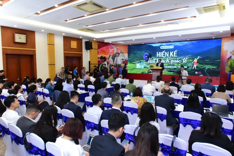 Toàn cảnh tọa đàm.