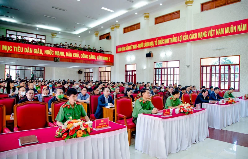 Quang cảnh hội nghị.
