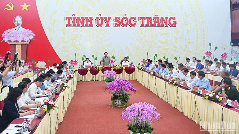 Quang cảnh buổi làm việc với tỉnh Sóc Trăng.
