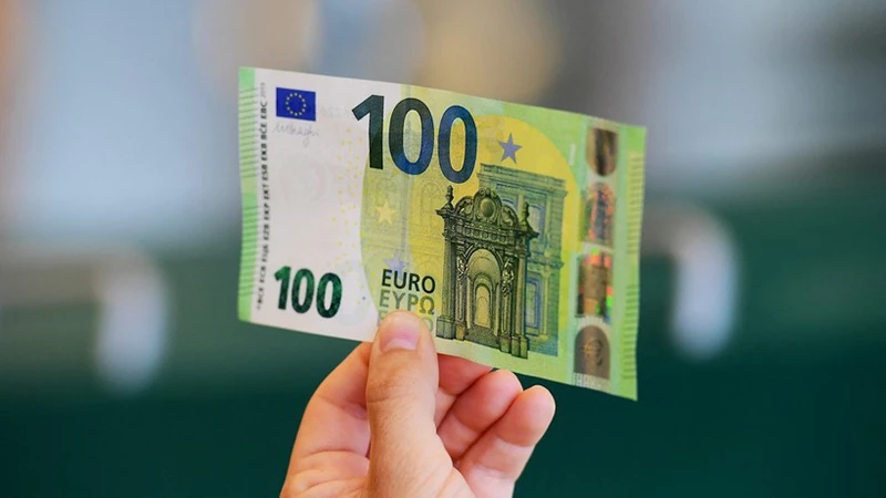 ECB được cho là sẽ tiếp tục giữ nguyên lãi suất trong tuần này. (Ảnh: AFP/TTXVN)