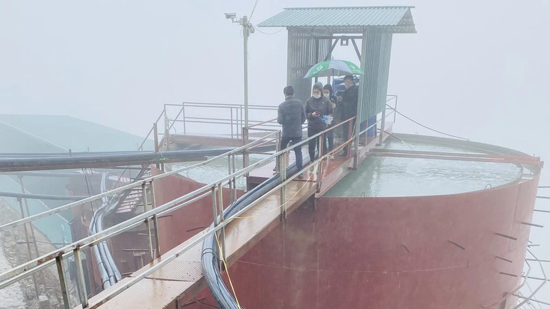 Hệ thống lọc chì, kẽm qua nước tại mỏ Trống Páo Sang. (Ảnh: THANH SƠN)