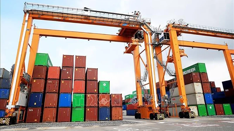 Kho bãi container tại cảng Gemalink, tỉnh Bà Rịa-Vũng Tàu. (Ảnh: TTXVN)