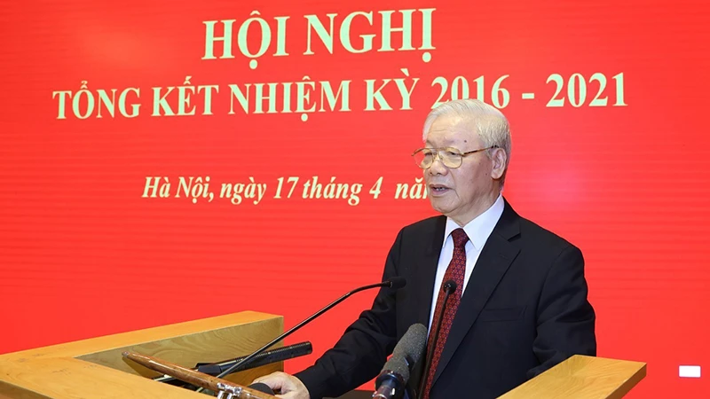 Tổng Bí thư Nguyễn Phú Trọng phát biểu tại Hội nghị tổng kết hoạt động nhiệm kỳ 2016-2021, bàn phương hướng, nhiệm vụ công tác nhiệm kỳ 2021-2026 của Hội đồng Lý luận Trung ương. (Ảnh: tapchicongsan.org.vn)