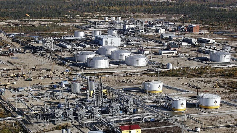 Toàn cảnh nhà máy lọc dầu Rosneft ở thị trấn Gubkinsky, Tây Siberia, Liên bang Nga. (Ảnh: AFP/TTXVN)