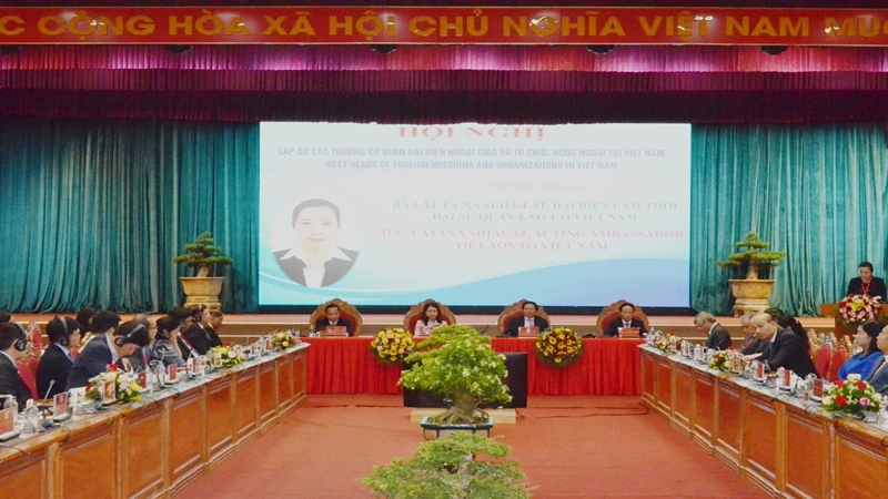 Toàn cảnh hội nghị.