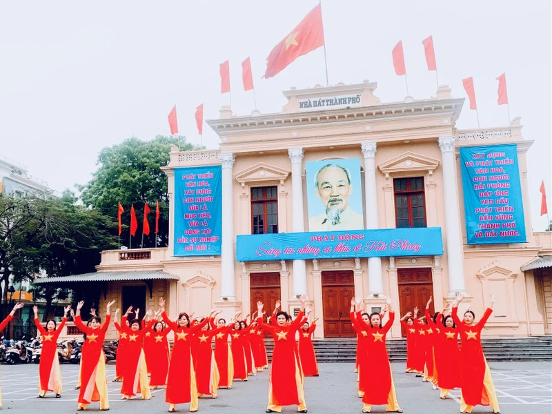 Phát động sáng tác ca khúc về thành phố Hải Phòng tại Nhà hát thành phố.
