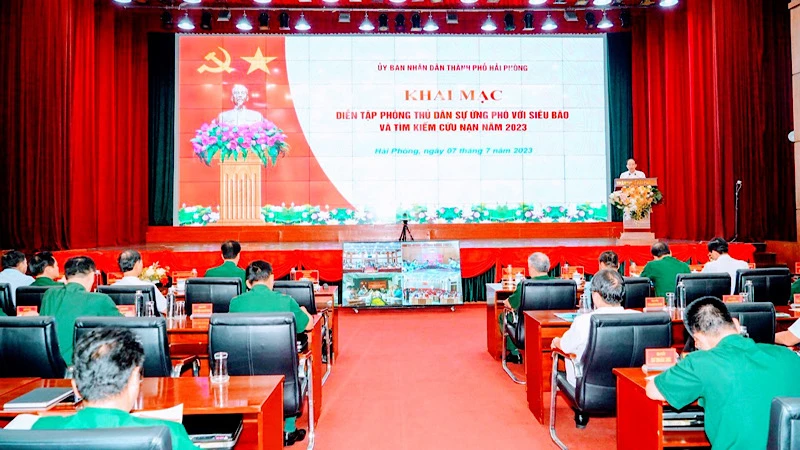 Quang cảnh khai mạc diễn tập phòng thủ dân sự ứng phó với siêu bão và tìm kiếm, cứu nạn thành phố Hải Phòng, năm 2023.