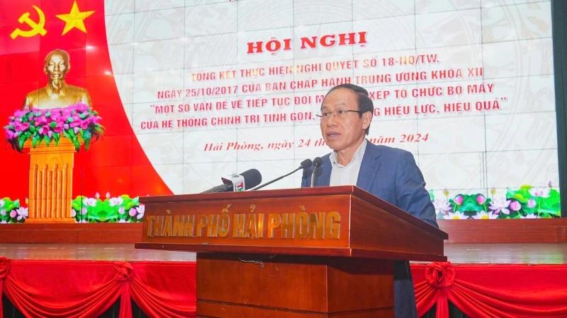 Ủy viên Trung ương Đảng, Bí thư Thành ủy Hải Phòng Lê Tiến Châu phát biểu tại tổng kết thực hiện Nghị quyết số 18-NQ-TW.