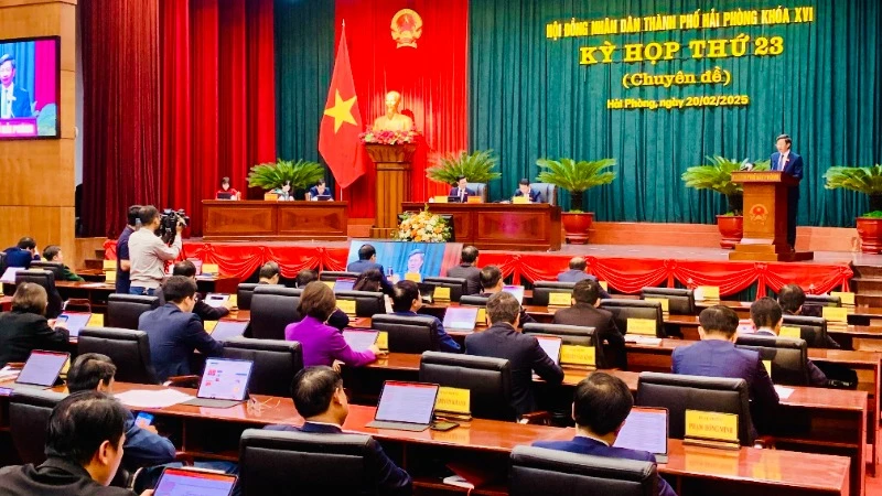 Quang cảnh kỳ họp thứ 23 Hội đồng nhân dân thành phố Hải Phòng khoá 16, nhiệm kỳ 2021-2026.