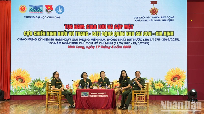 Cựu chiến binh Biệt động quân khu Sài Gòn – Gia Định tọa đàm tại buổi gặp gỡ, giao lưu. 