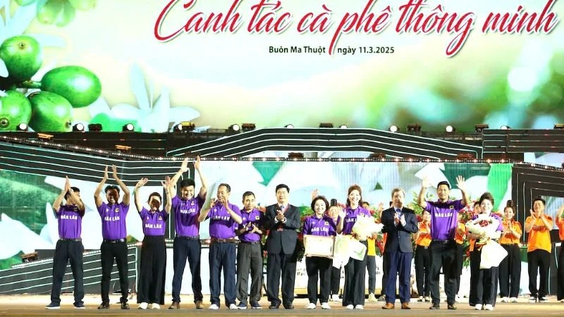 Đội Đắk Lắk xuất sắc đoạt giải Nhất tại Hội thi Nhà nông đua tài năm 2025.