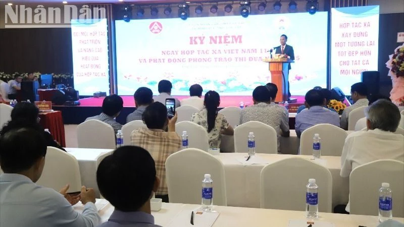 Quang cảnh buổi lễ kỷ niệm.