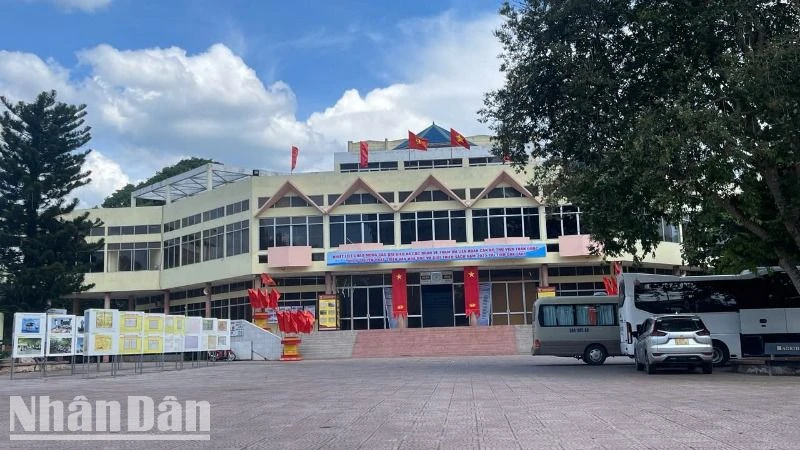 Trung tâm Văn hóa-Du lịch tỉnh Đắk Lắk, nơi diễn ra Liên hoan Cán bộ thư viện toàn quốc tuyên truyền phát triển văn hóa đọc và giới thiệu sách - kỷ niệm các ngày lễ lớn và sự kiện lịch sử quan trọng của đất nước năm 2025.